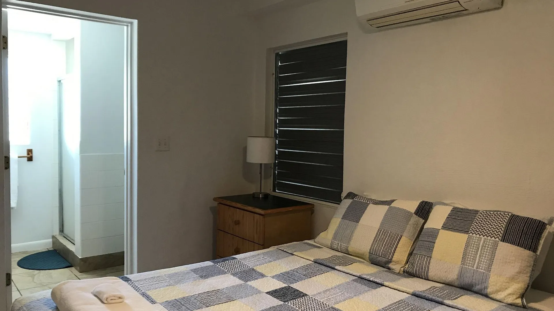 Caribbean Sea Breeze Villas Long Bay